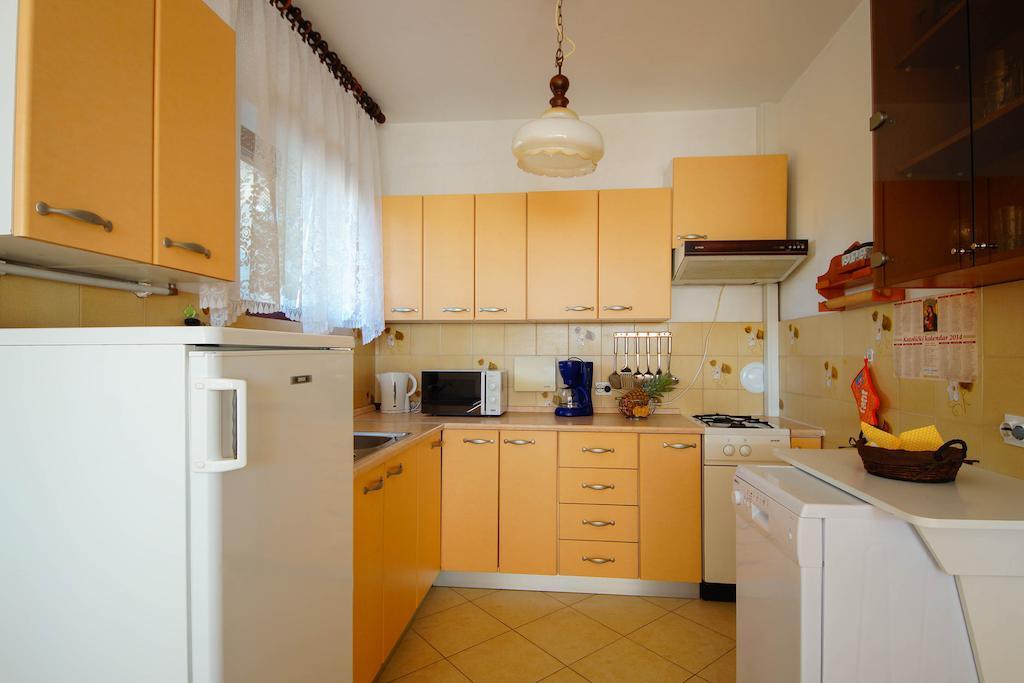 Apartments Lina ノヴィ・ヴィノドロスキー 部屋 写真
